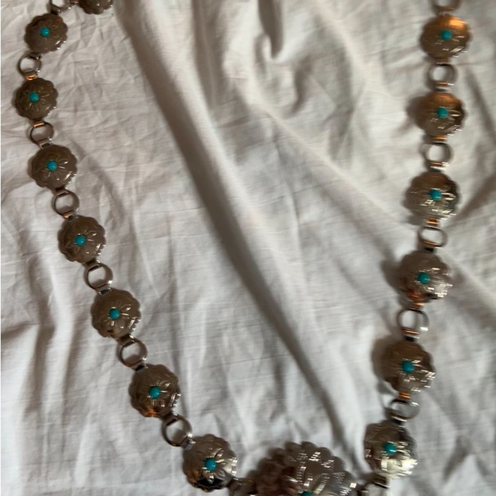 Silver tone Blue Turquoise Metal Western Style belt or necklace 35” Mother’s Day